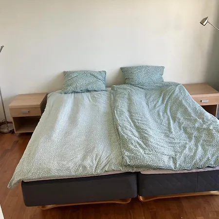 Apartment I Med Sjoutsikt *